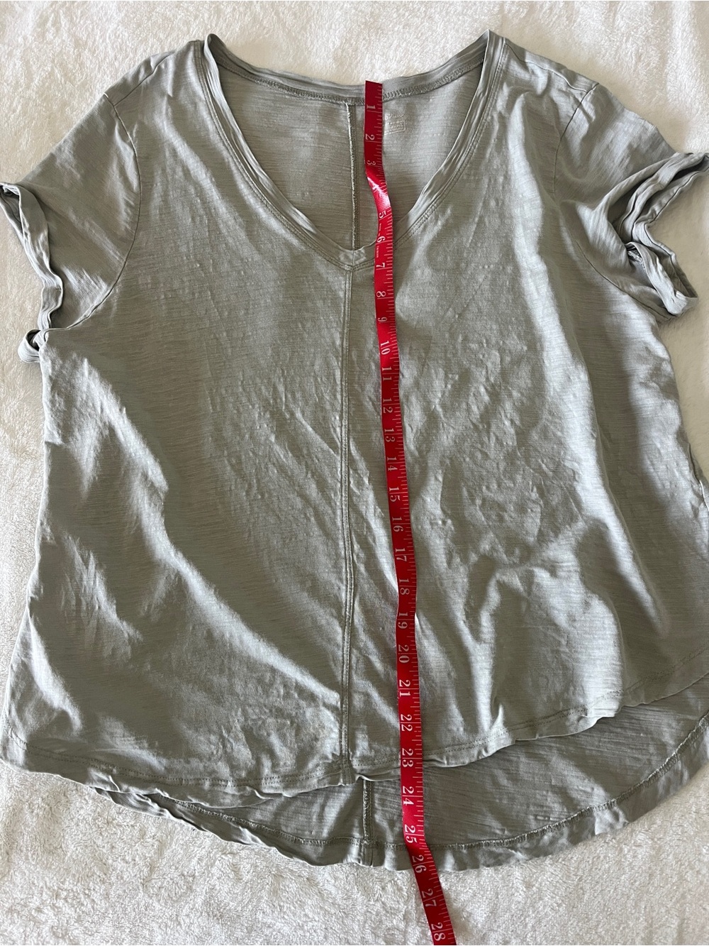 Eddie Bauer Hiking Shorts and Tee - Picture 5 of 9